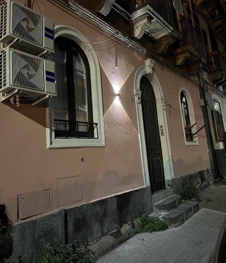Simo'S Houses Catane Extérieur photo